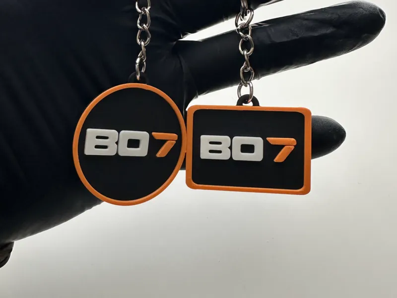 Black Ops 7 Logo Keychain – Round/Rectangular