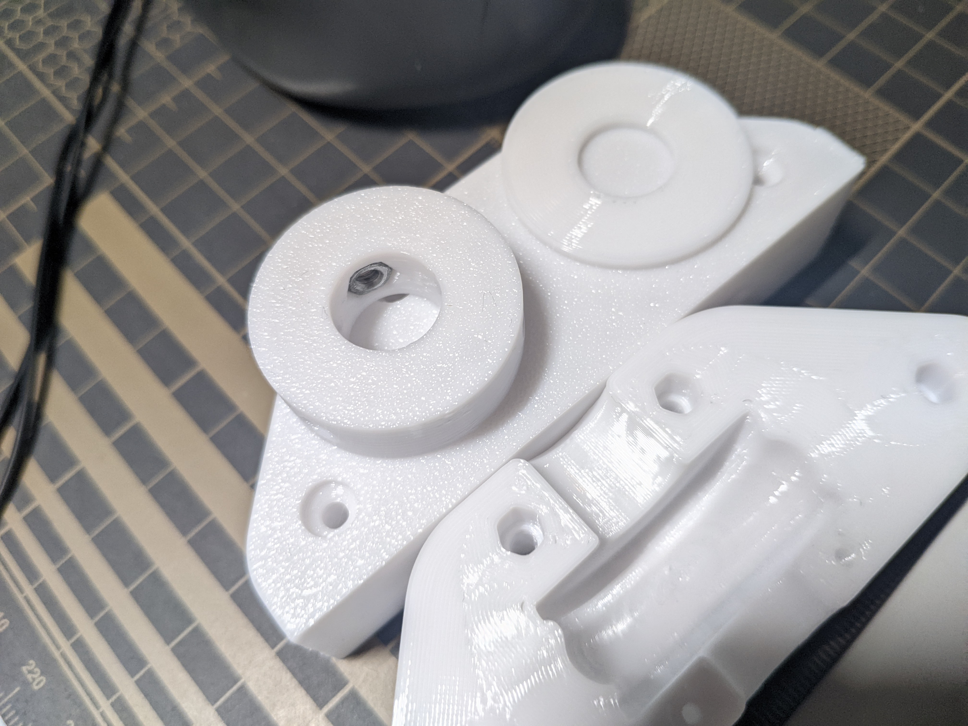 Miniatura 2 do modelo 3D 伸缩悬臂台灯倒挂上置底座