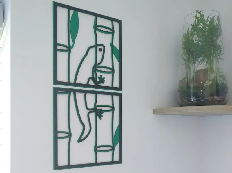 Gecko & Bamboo Wall Art