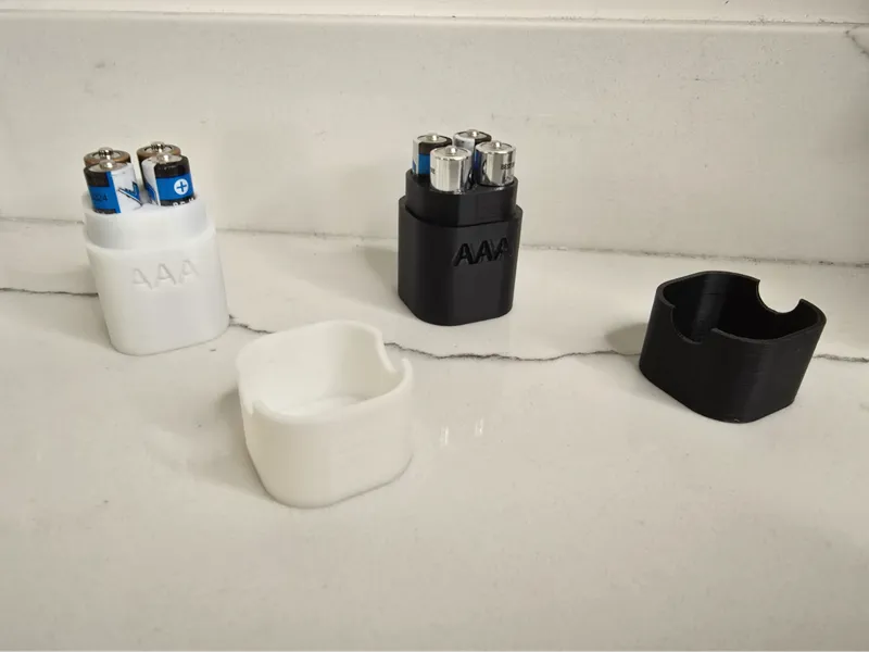 Mini AAA battery travel case