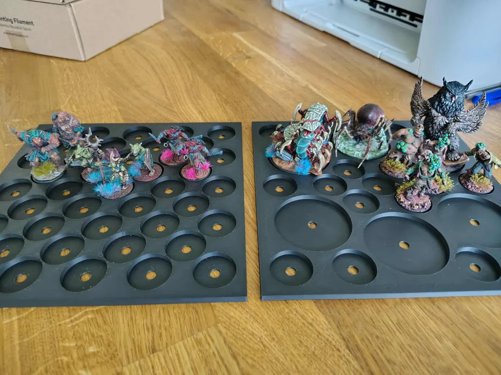 DnD mini holder tray. 25mm & 50mm. Bambu refillbox - Free 3D Print ...