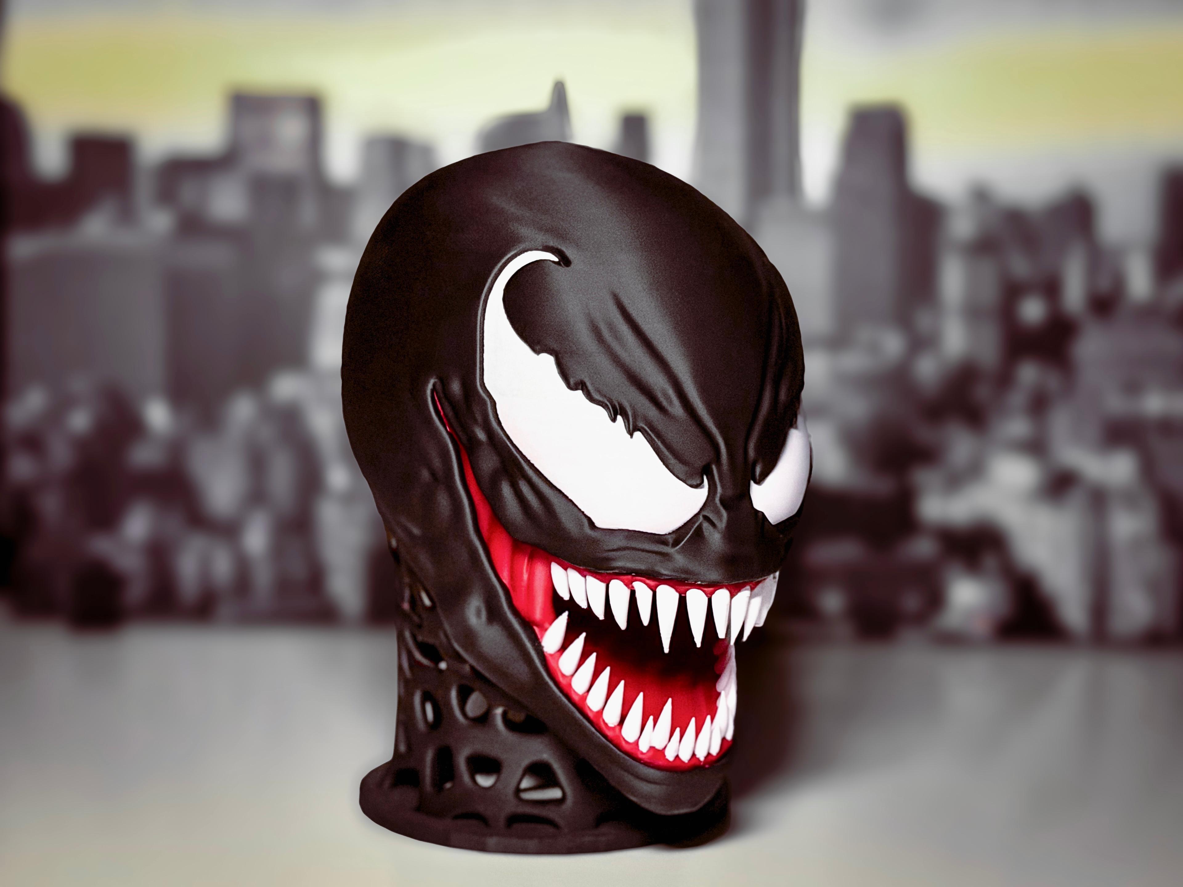 Headphone Stand - Venom - Free 3D Print Model - MakerWorld