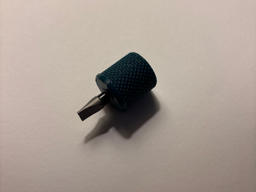 Low Profile Screwdriver: Fits 1/4in Drill bits