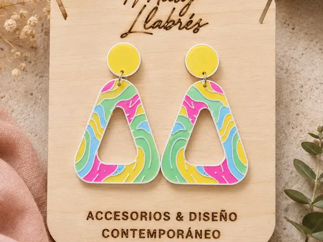 Pendientes triangulo ondas de colores