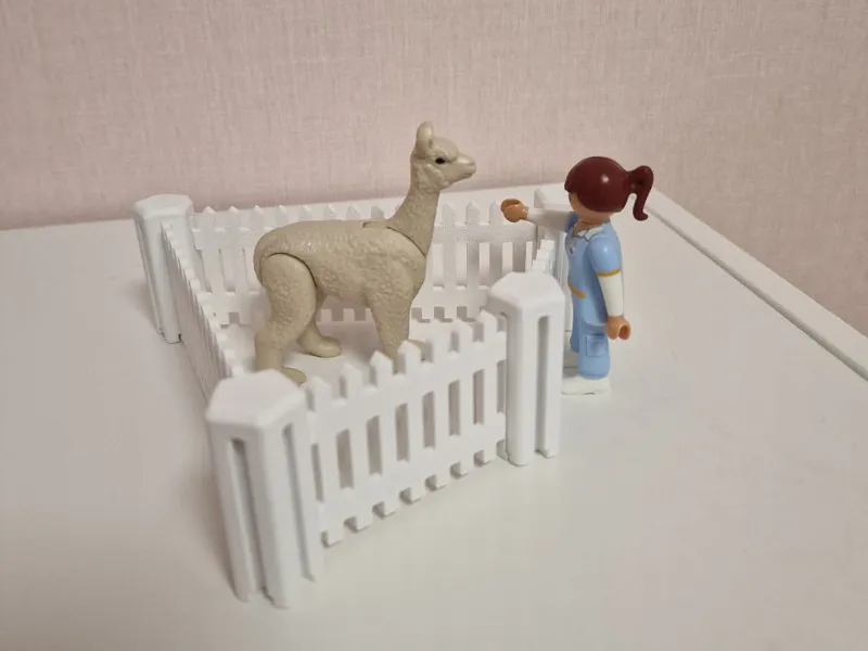 PLaymobil fence and posts