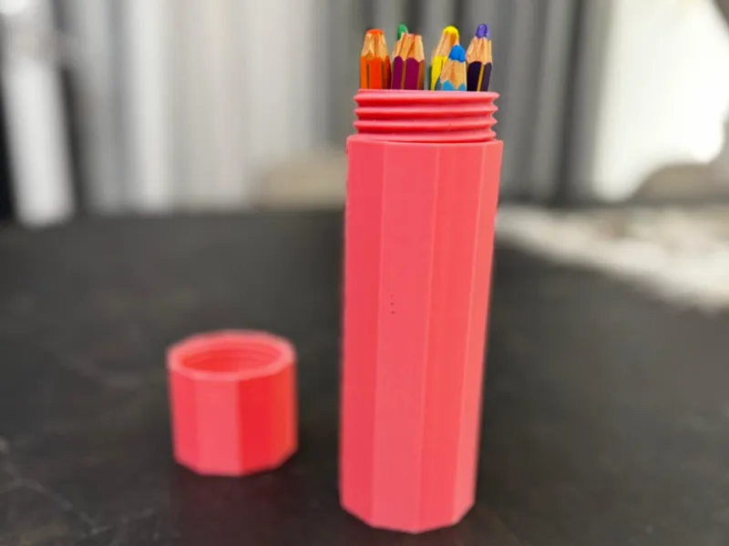 Color box with threaded closure