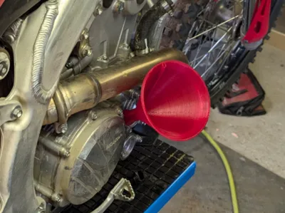 Vented Threaded MotoFunnel