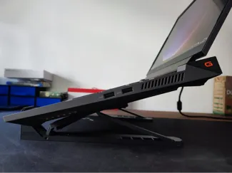 Foldable & Adjustable Laptop Stand