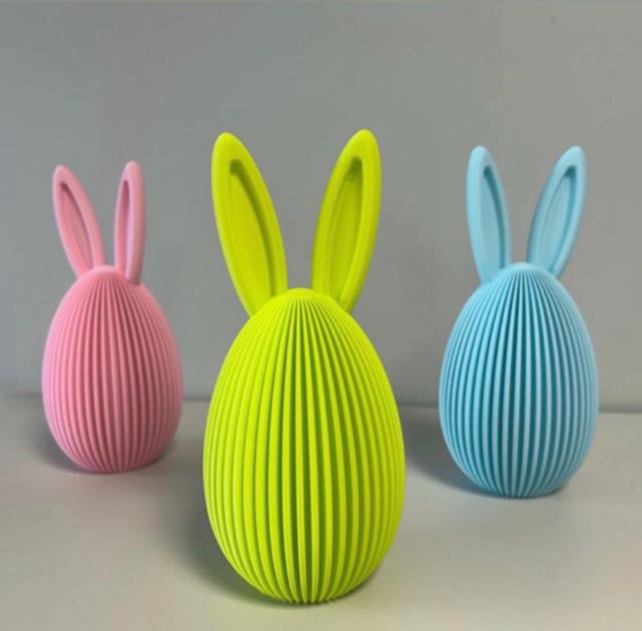 Miniatura 15 do modelo 3D Easter Egg with bunny ears
