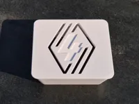 R4 cover with embossed logo