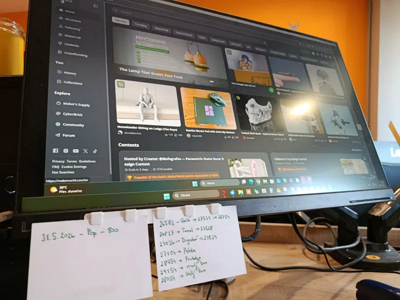 Paper sticky notes clip under monitor length 210mm