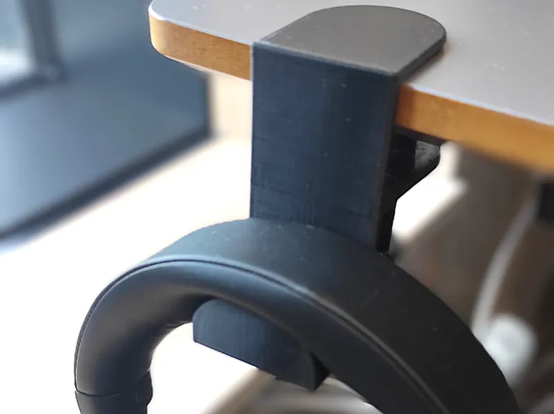 Universal headset table mount