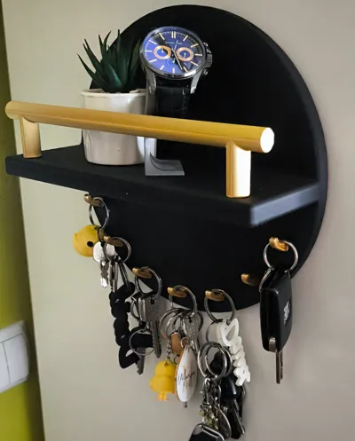 Key holder / hanger