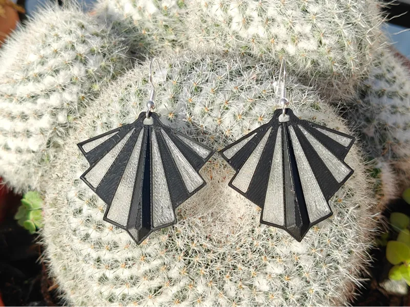 Art Déco earring