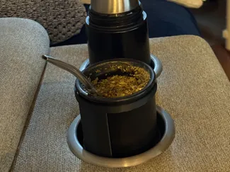 Mate cup holder extension