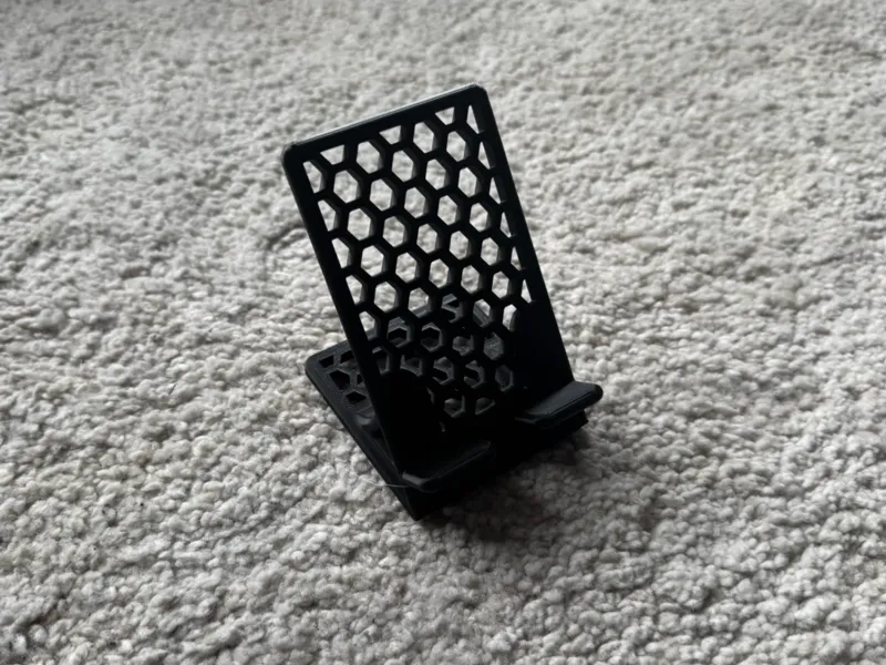 Simle phone holder