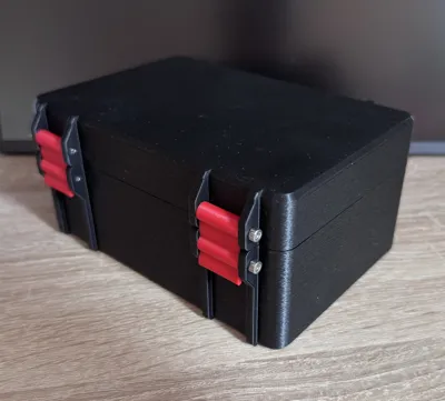 Mini Snap holder box - Free 3D Print Model - MakerWorld
