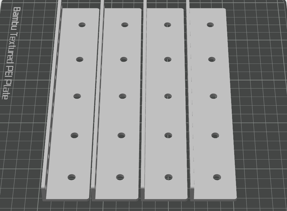 Miniatura 4 do modelo 3D 老张一号 圆孔U板 4U支架