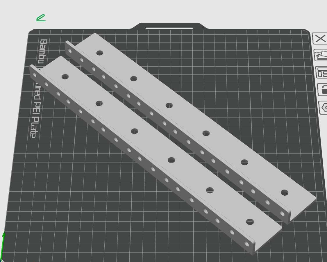 Miniatura 5 do modelo 3D 老张一号 圆孔U板 4U支架