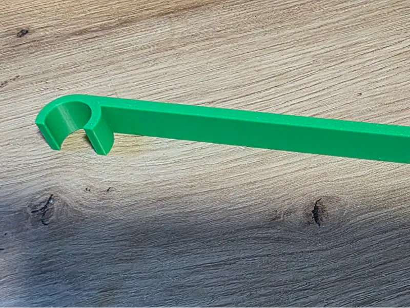 Spacers for a filament rack