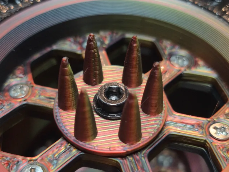 Lug spikes