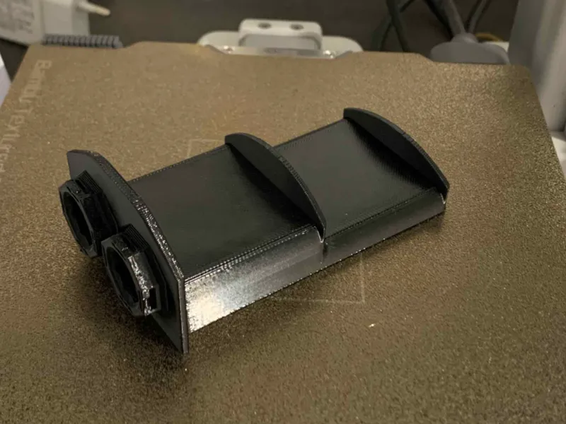 simple multiboard double headphone holder