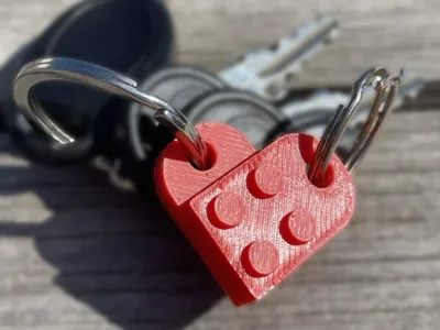 Interlocking Heart Keychain (Brick Style)