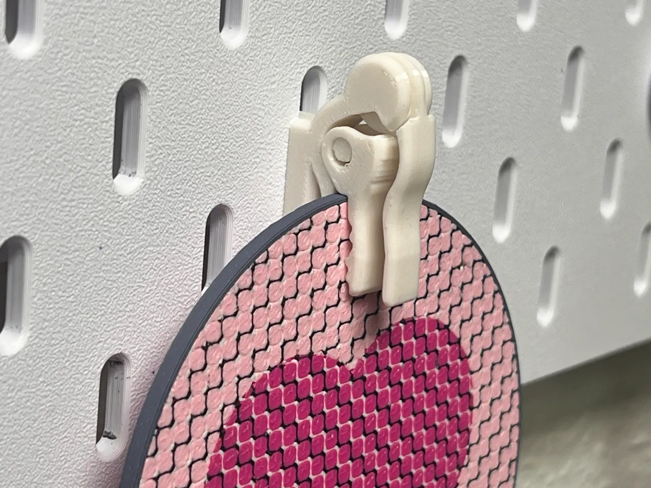 SKÅDIS Snap-Lock Clip view 3
