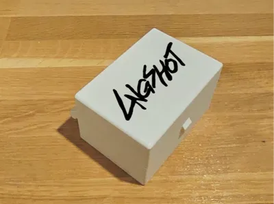 LNGSHOT Photocard Box with Display Stand