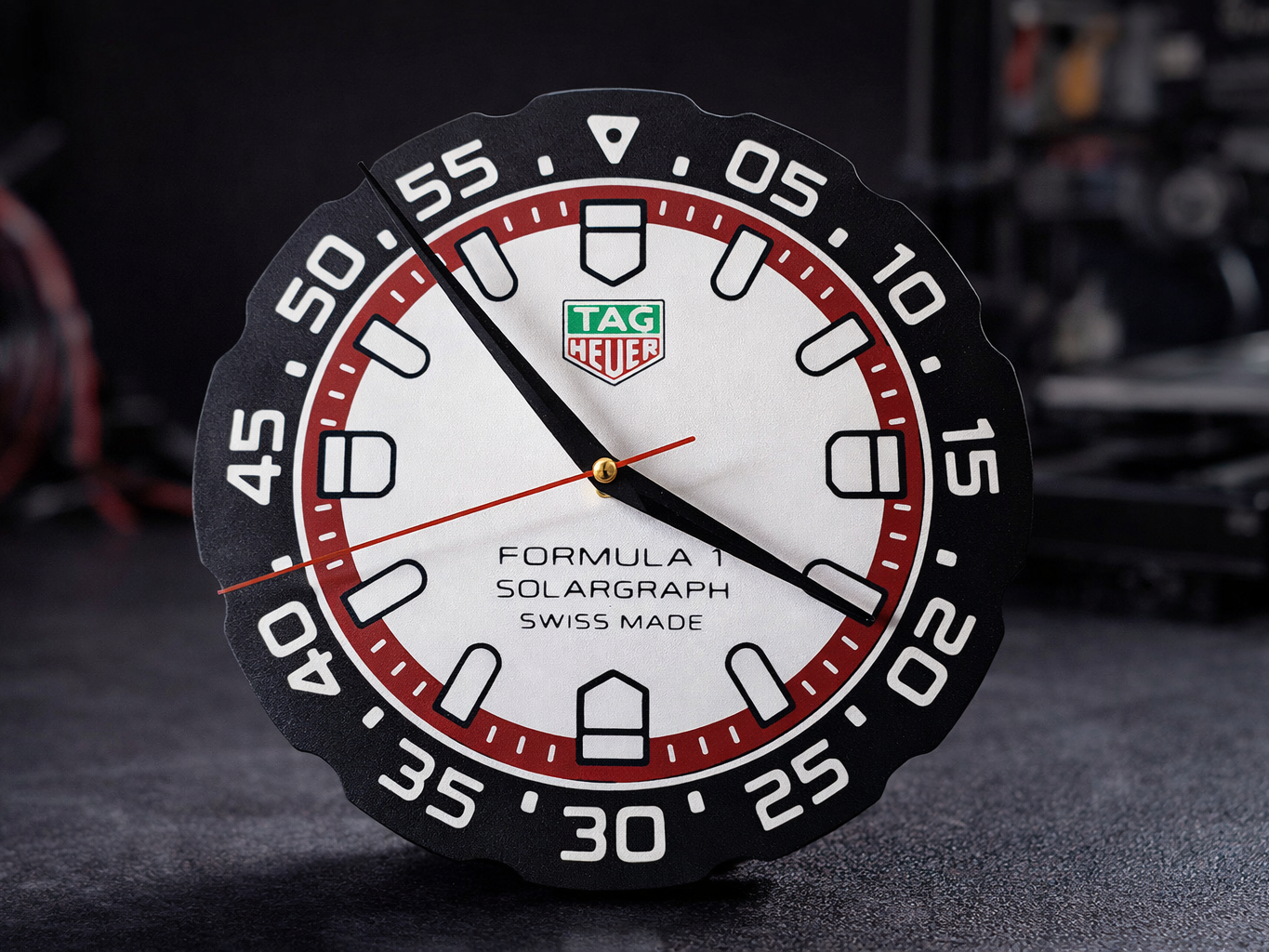 Horloge murale – Style TAG Heuer – V2