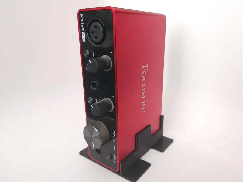 Focusrite Scarlett Solo 3rd Gen Vertical Stand