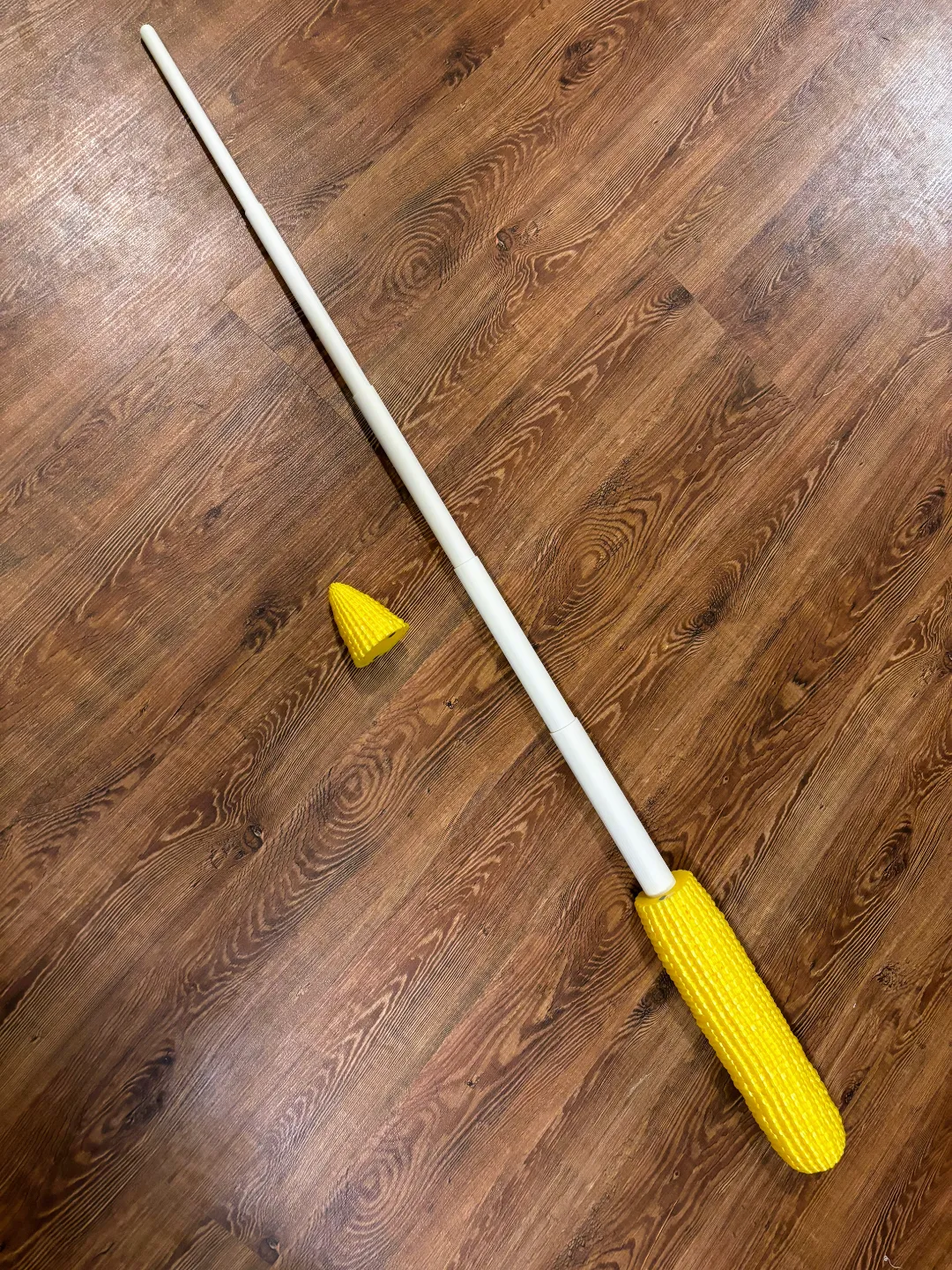 Sword on the Cob - The Retractable Corn Saber view 2