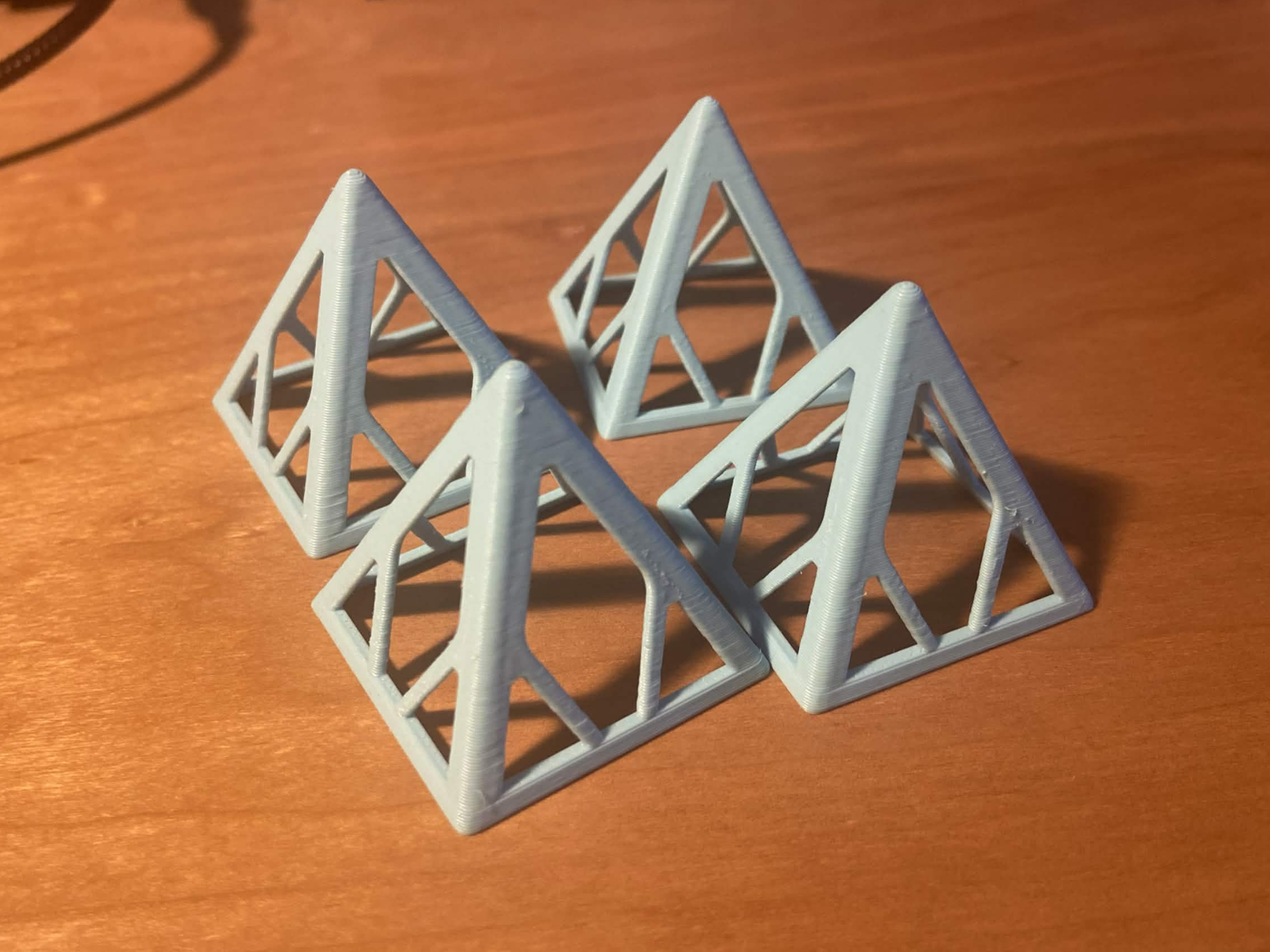 Miniatura 2 do modelo 3D Stackable Painter's Pyramid