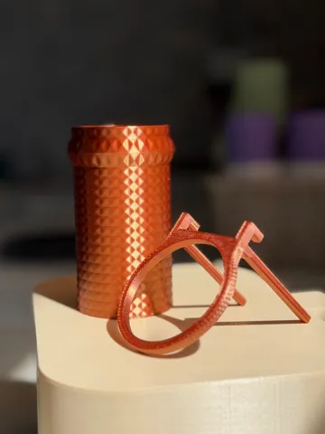 Maceta decorativa: Planter with a mesh holder — vista de referencia 3