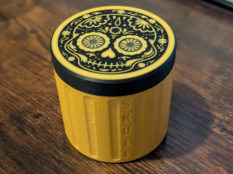 Skull and Roses Board Game Box