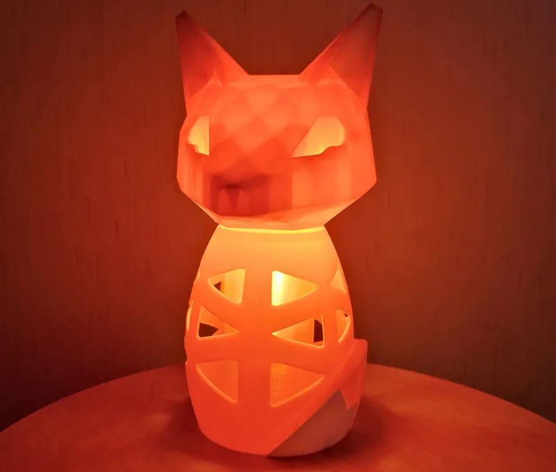 Stylized Fox Lamp - E14 LED Bulb Compatible