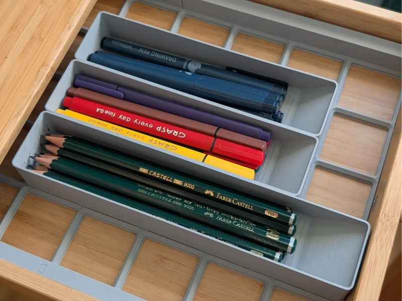 Gridfinity Angled Pen & Pencil Tray Organizer