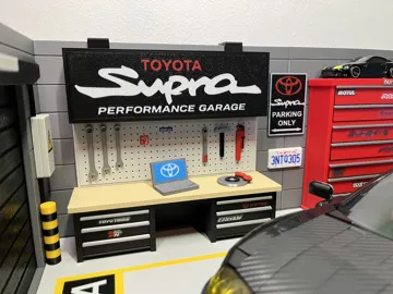 Escenografía en miniatura: Toyota Supra Workshop Diorama — vista de referencia 4