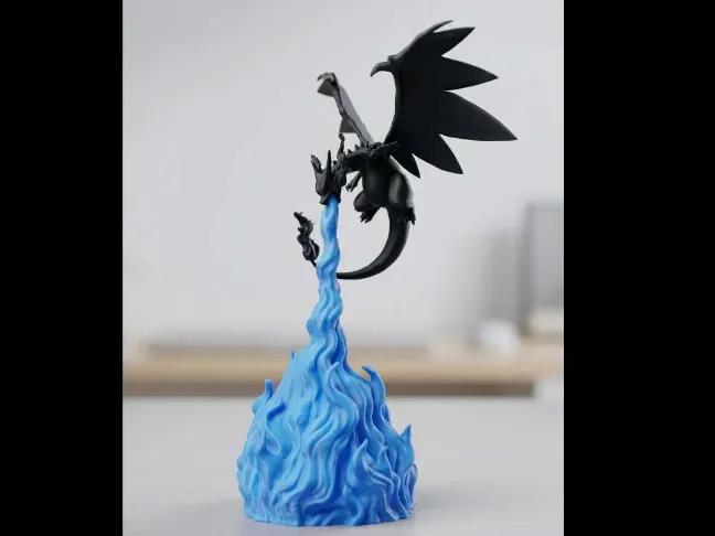 Accesorio para impresora 3D: Mega Charizard X Blue Flame NO AMS. Referencia del modelo original.