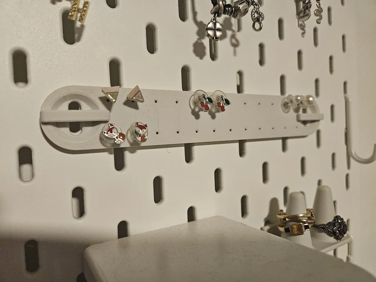 IKEA Skadis Stud Earring Holder (T-Clip) view 2
