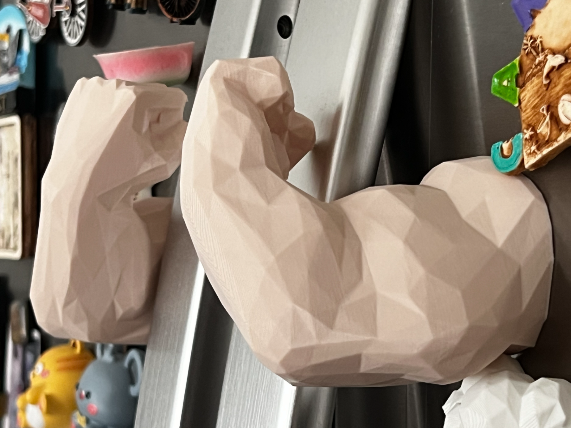 Low-poly Sigma Muscle Arm Magnet