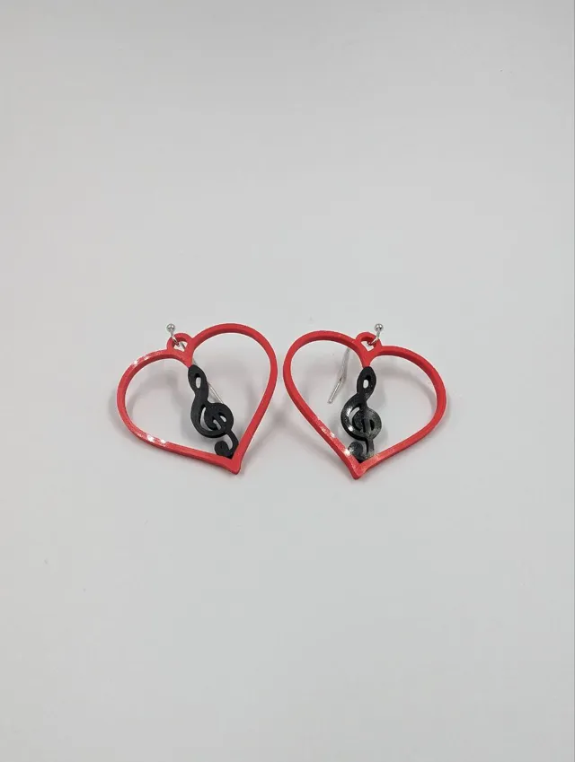 Treble clef heart earring