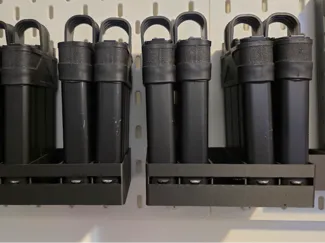 FN FAL (VFC LAR) Ikea skadis mag holder