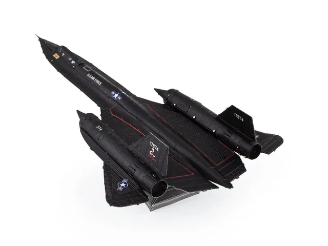 SR-71 მოდელ-ნაკრები