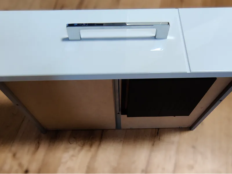 Laden Geheimfach / Store secret compartment