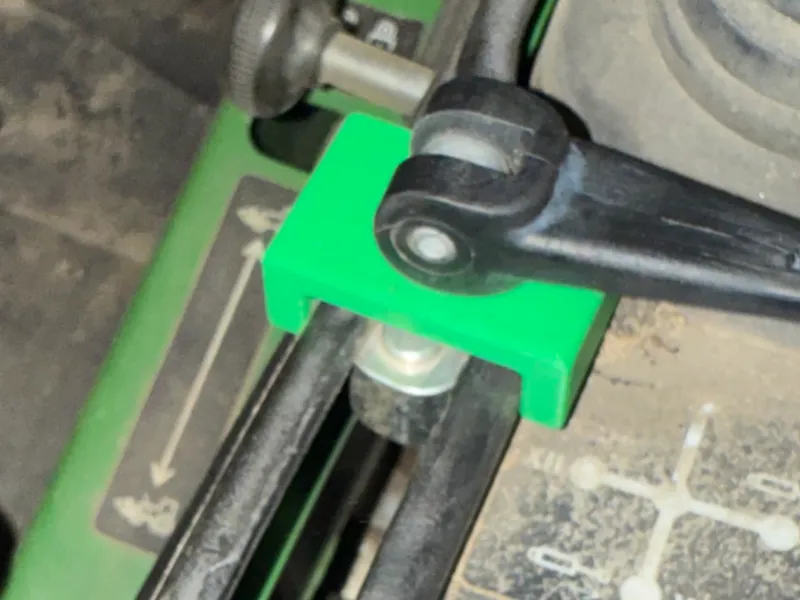 John Deere 1025R 3Point Stop Block