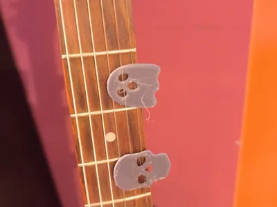 skull pick and ghost pick