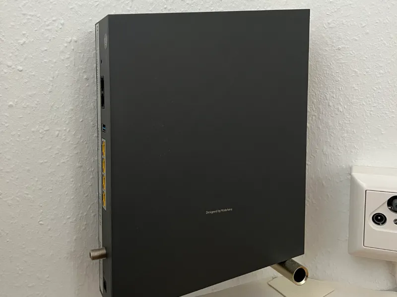 Vodafone router wall mount