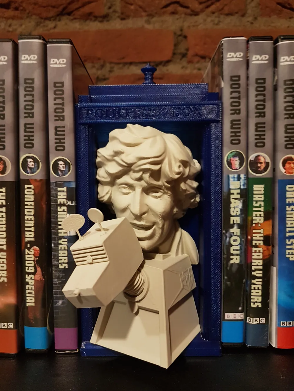 神秘博士TARDIS书立摆件系统——历代博士- 免费3D 打印模型- MakerWorld, image size:1000x1333