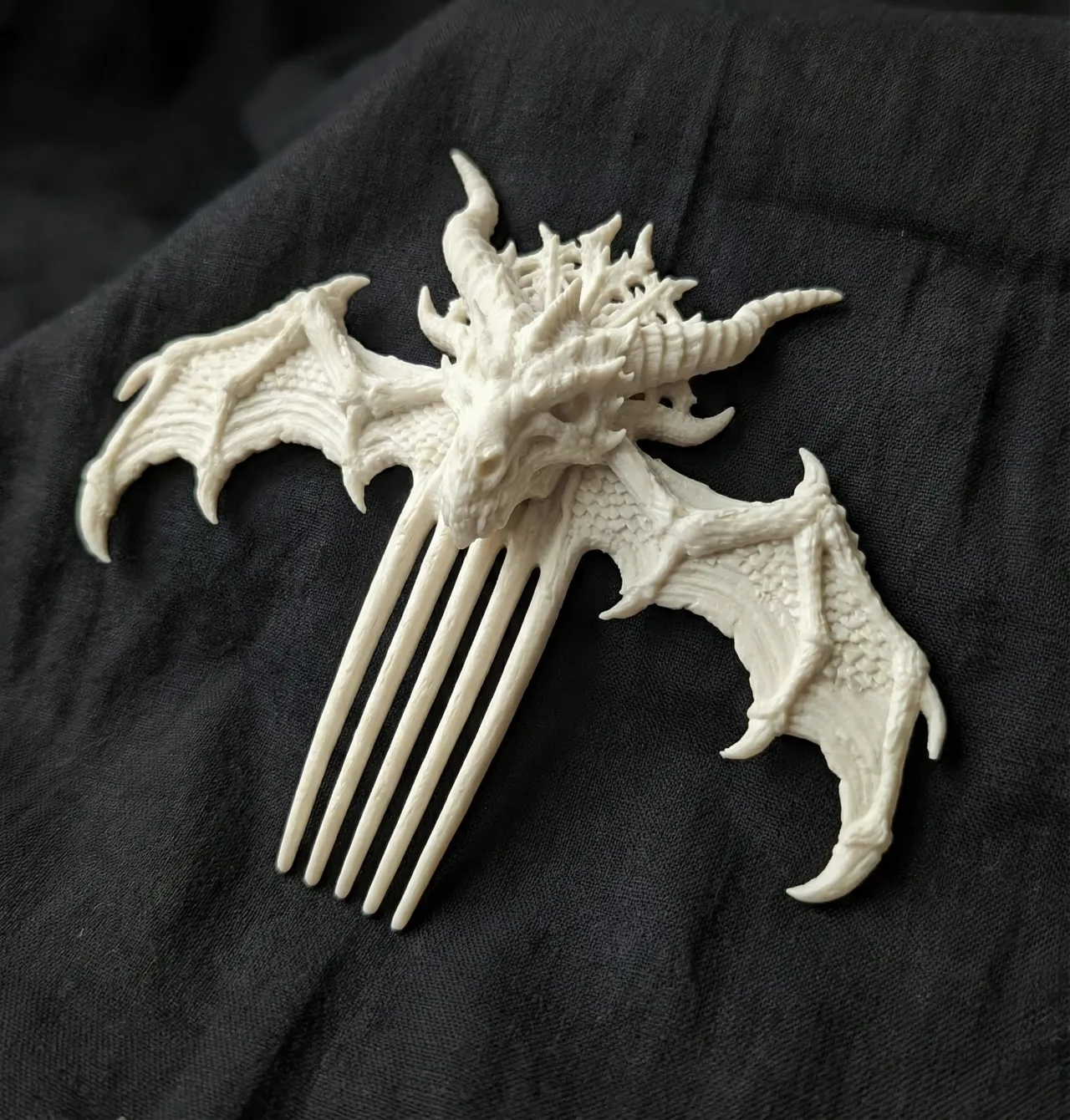 Dragon Hair Comb Set – Gothic Fantasy view 2